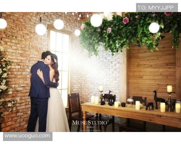 在篮球场上演绎浪漫爱情故事婚纱与运动的完美结合 在篮球场上演绎浪漫爱情故事婚纱与运动的完美结合